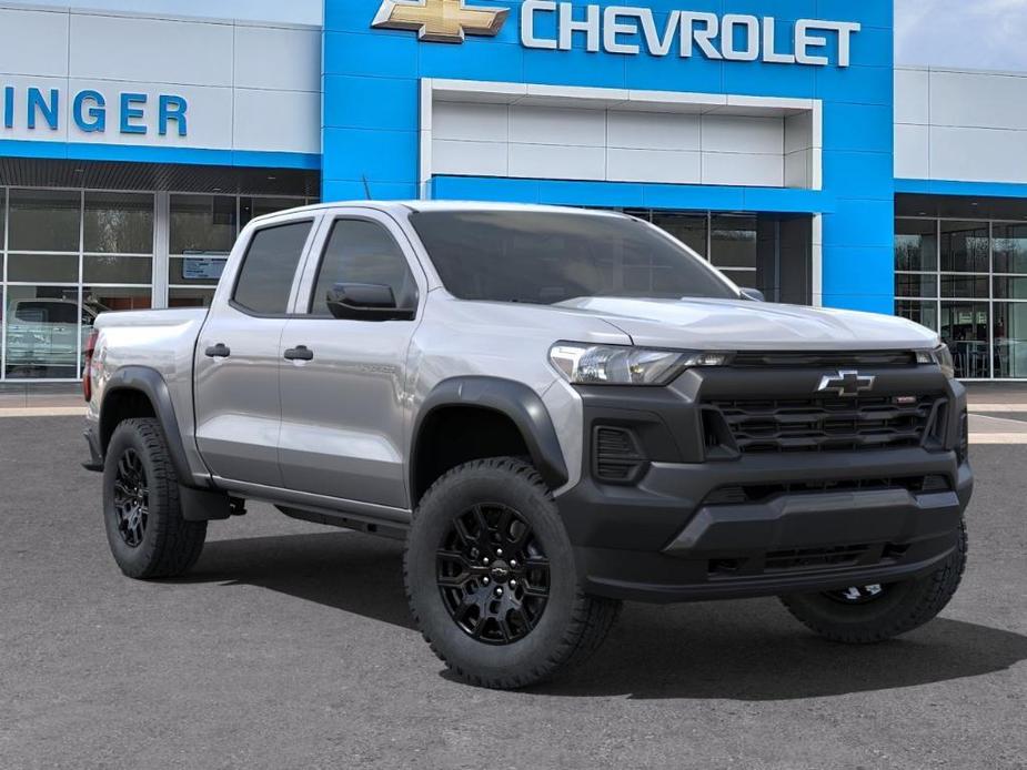 new 2024 Chevrolet Colorado car, priced at $39,611