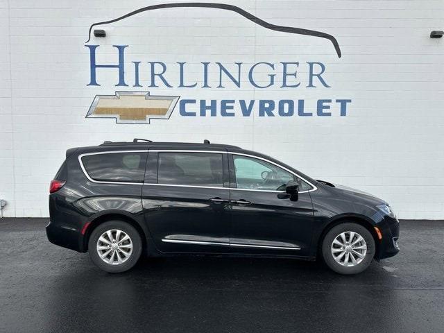 used 2017 Chrysler Pacifica car, priced at $12,660