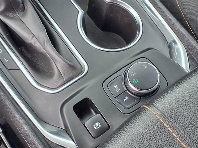 used 2021 Chevrolet Traverse car, priced at $25,553