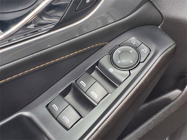 used 2021 Chevrolet Traverse car, priced at $25,553