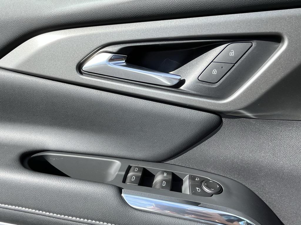 new 2026 Chevrolet Traverse car, priced at $48,192