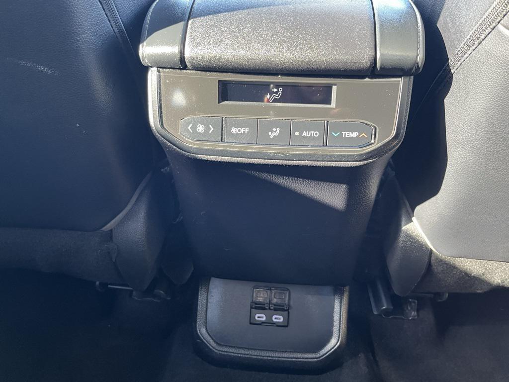 used 2023 Toyota Highlander car, priced at $38,080