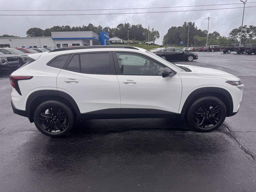 new 2025 Chevrolet Trax car, priced at $27,634
