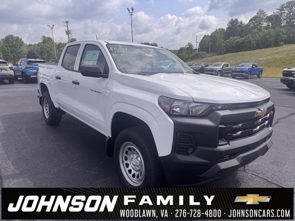 new 2025 Chevrolet Colorado car, priced at $32,990