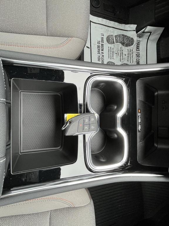 new 2025 Chevrolet Traverse car, priced at $44,941