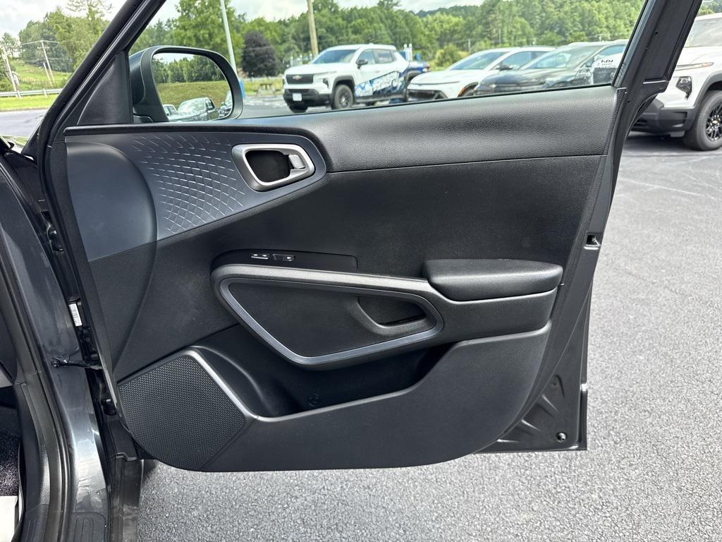 used 2024 Kia Soul car, priced at $22,716