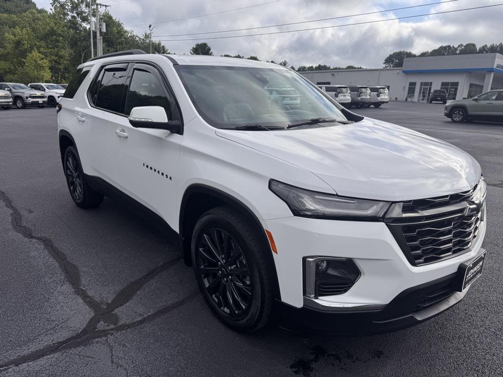 used 2022 Chevrolet Traverse car, priced at $35,950