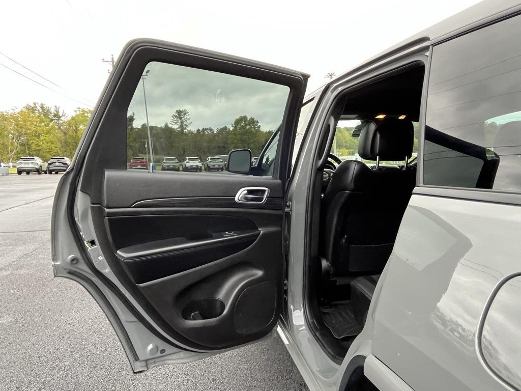 used 2021 Jeep Grand Cherokee car, priced at $23,245