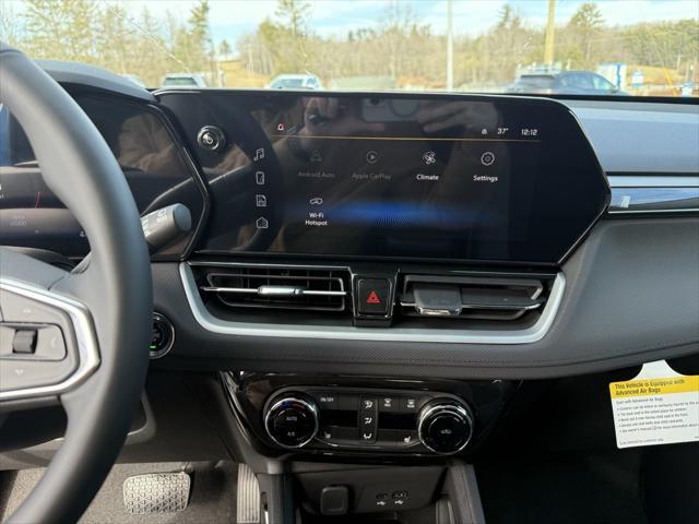 new 2025 Chevrolet TrailBlazer car, priced at $32,057