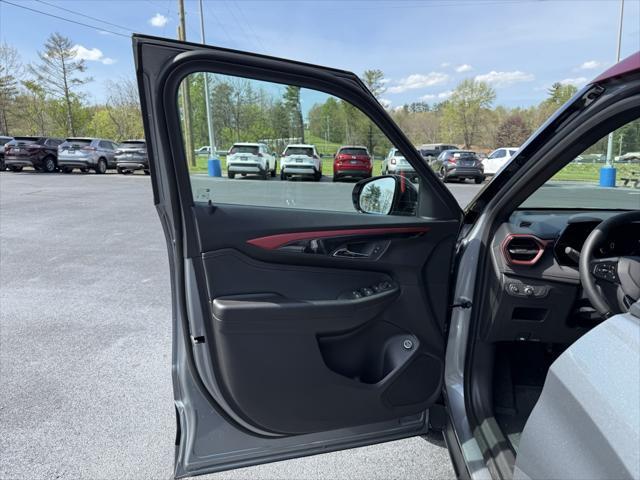 new 2025 Chevrolet TrailBlazer car, priced at $33,930