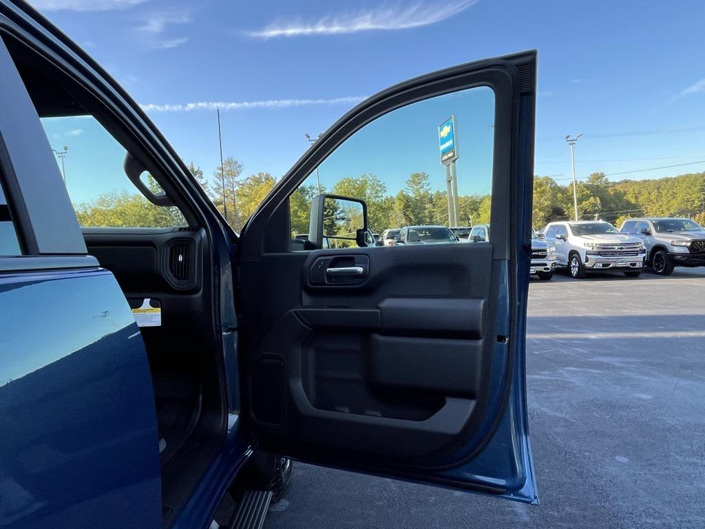 new 2026 Chevrolet Silverado 2500 car, priced at $61,071
