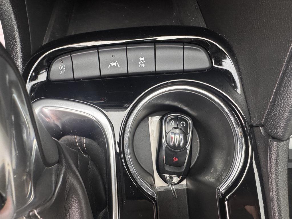 used 2024 Buick Encore GX car, priced at $22,950