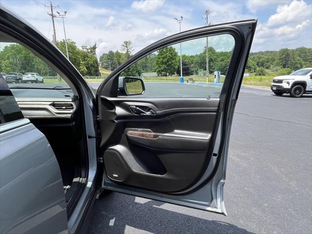 used 2023 GMC Acadia car, priced at $35,950