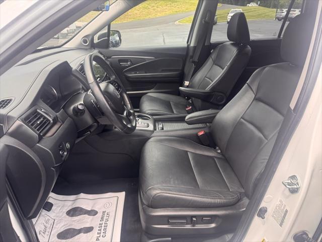 used 2022 Honda Pilot car, priced at $32,950