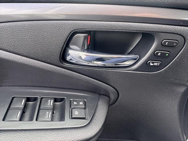 used 2022 Honda Pilot car, priced at $32,950