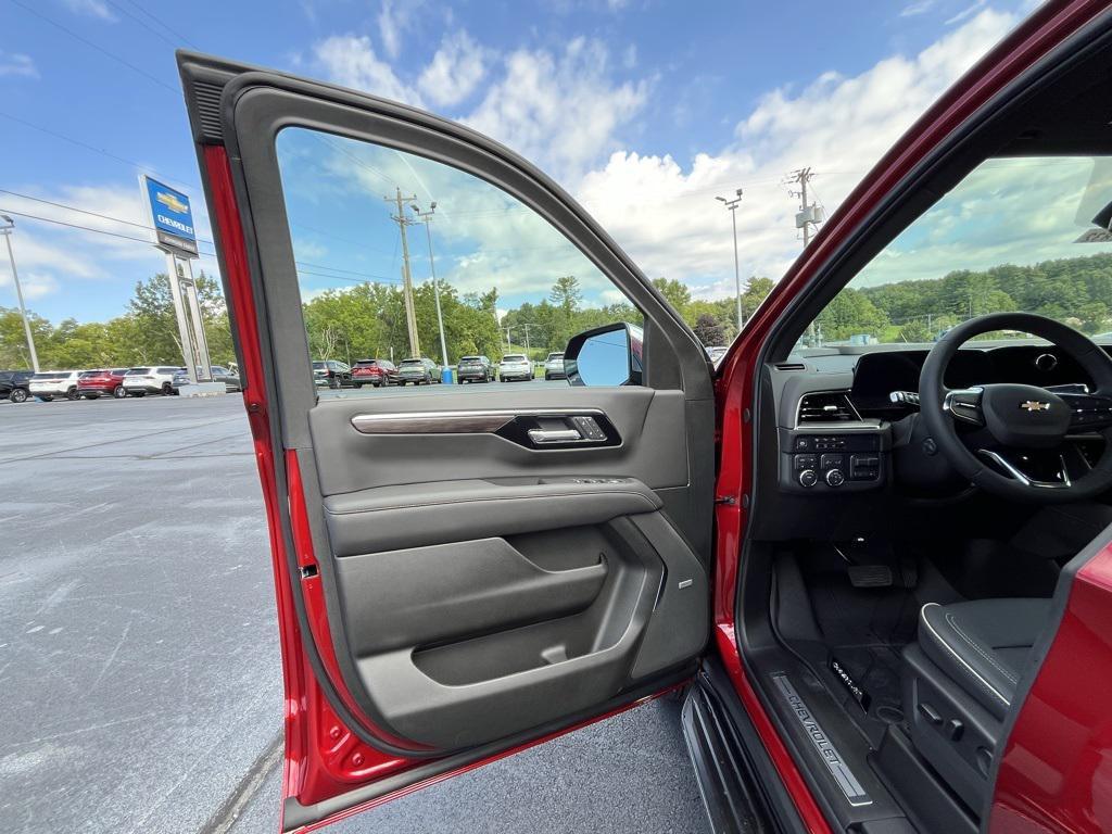 new 2025 Chevrolet Tahoe car, priced at $81,252