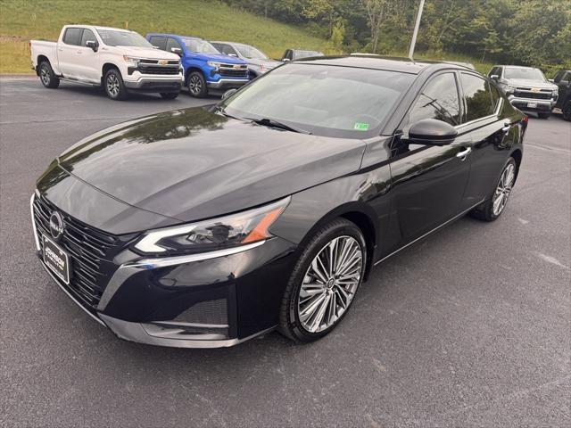 used 2023 Nissan Altima car, priced at $27,950