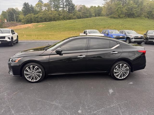 used 2023 Nissan Altima car, priced at $27,950