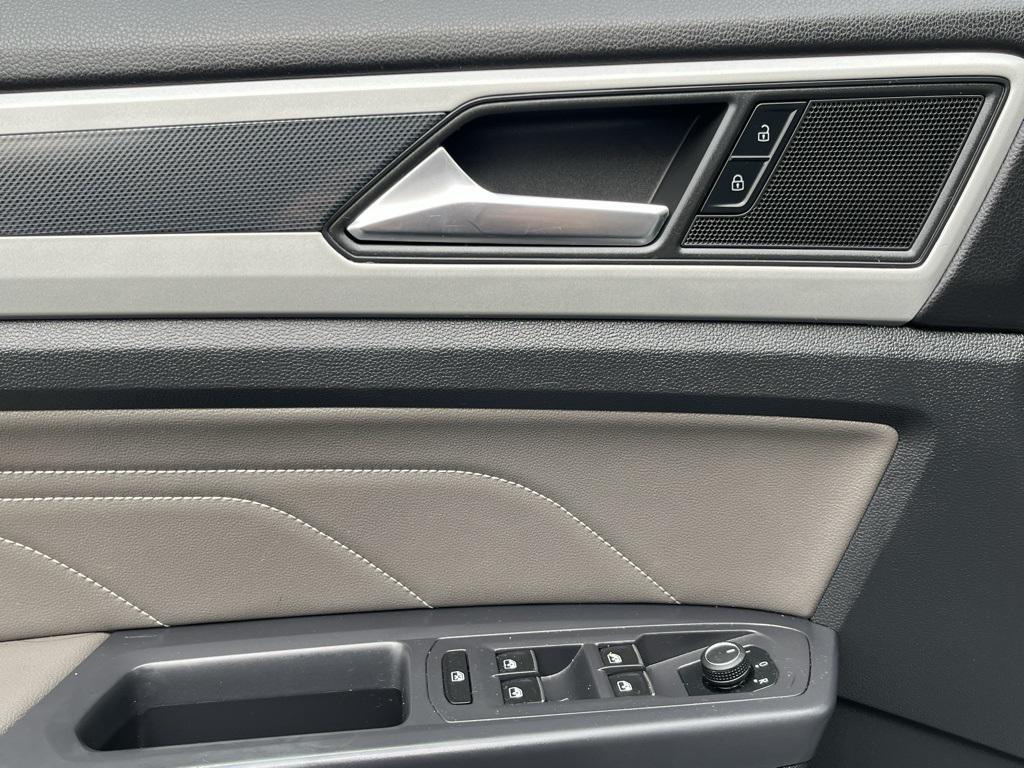 used 2021 Volkswagen Atlas car, priced at $23,714