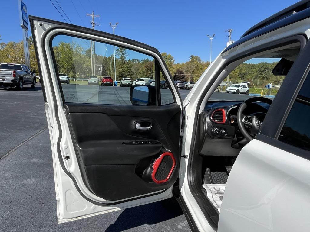 used 2023 Jeep Renegade car, priced at $23,705