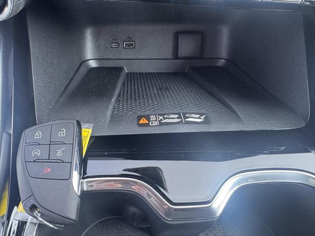 new 2025 Chevrolet Traverse car, priced at $49,860