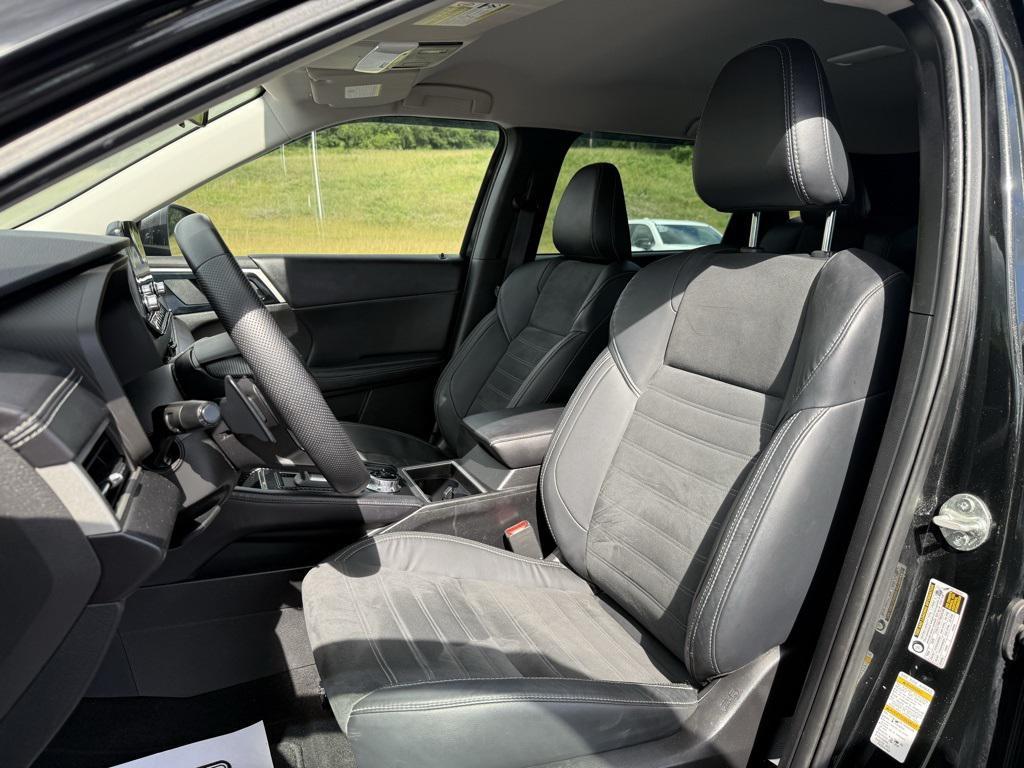 used 2022 Mitsubishi Outlander car