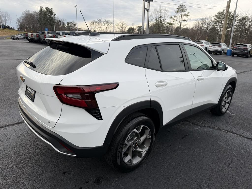 new 2026 Chevrolet Trax car, priced at $25,885