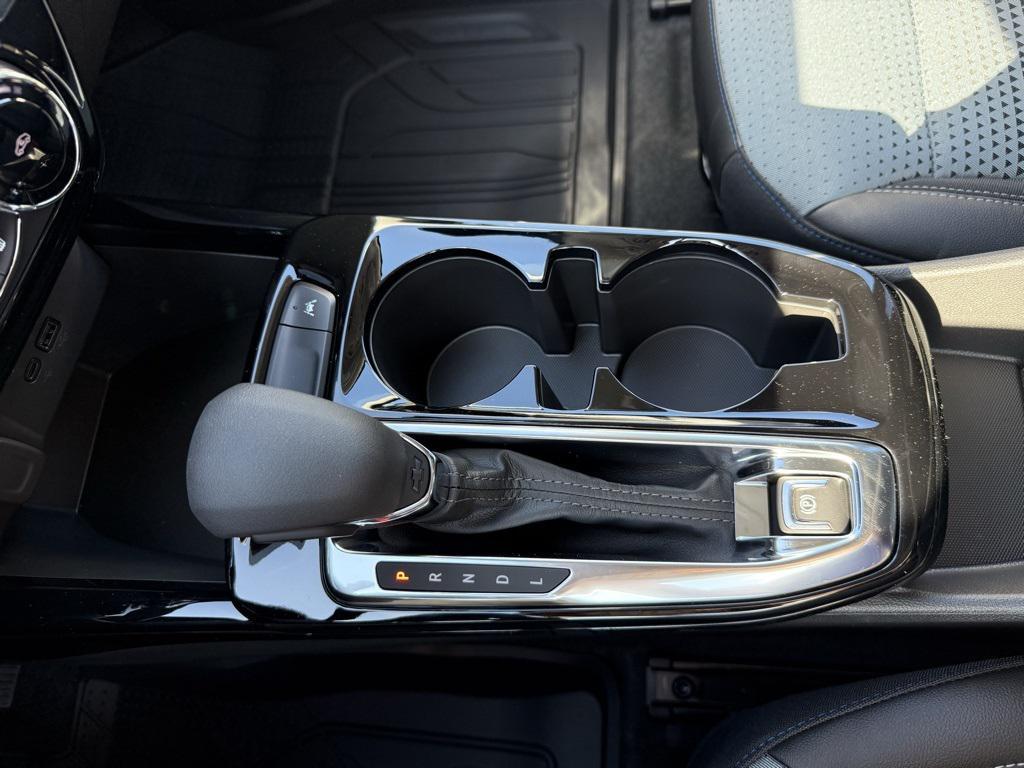 new 2025 Chevrolet Trax car, priced at $26,429