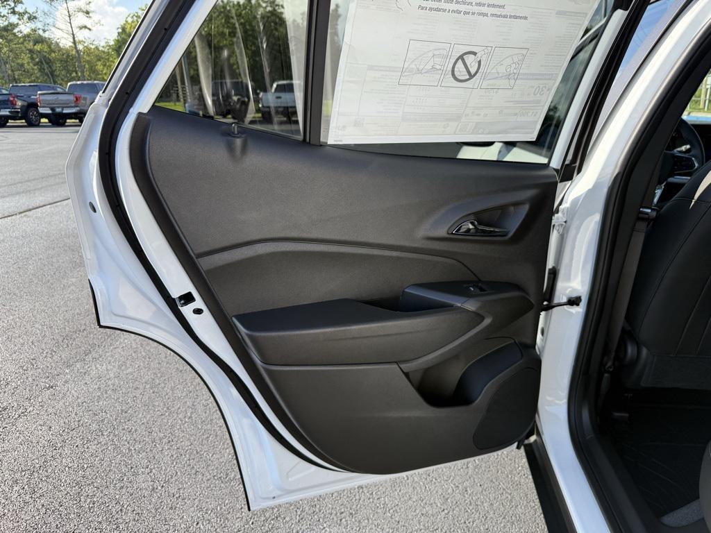 new 2025 Chevrolet Trax car, priced at $26,429