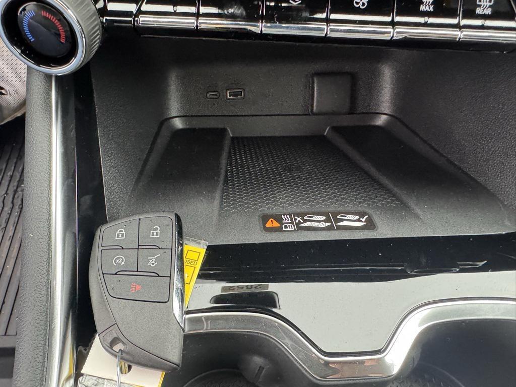 new 2026 Chevrolet Traverse car, priced at $56,324