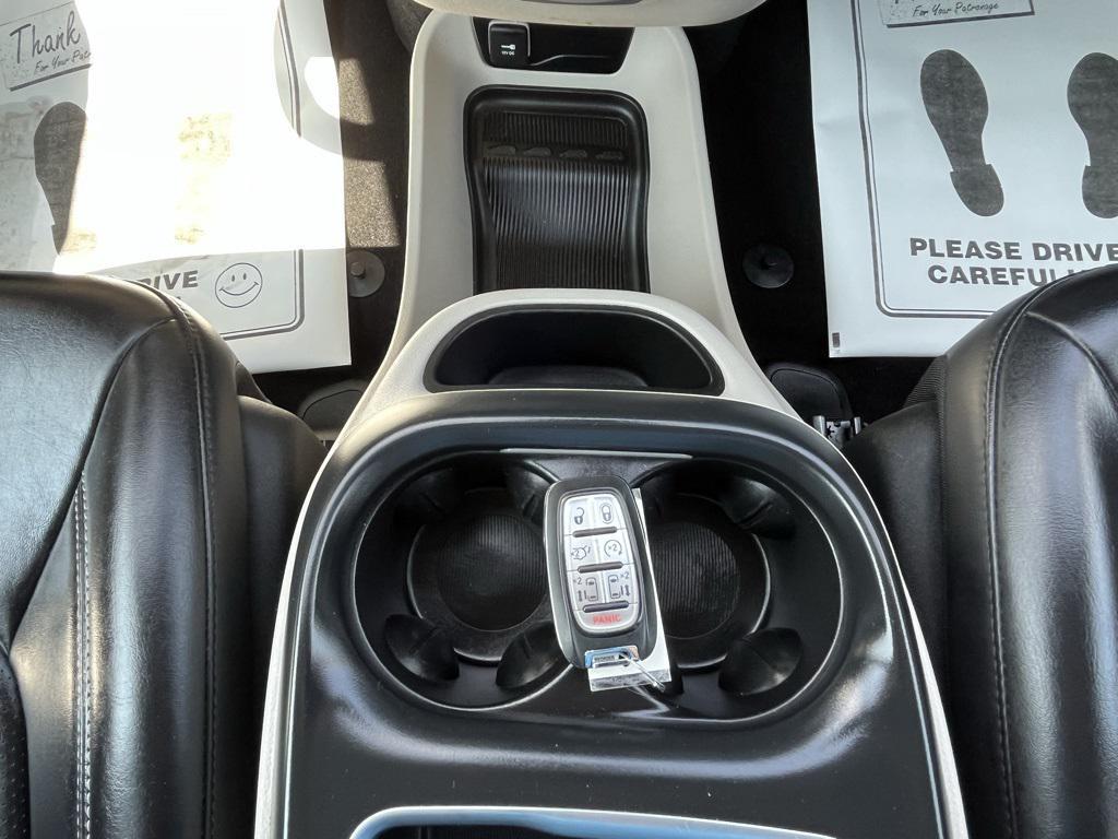 used 2023 Chrysler Pacifica car, priced at $23,760