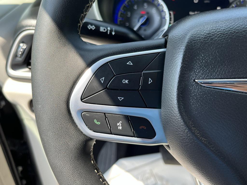 used 2023 Chrysler Pacifica car, priced at $23,760