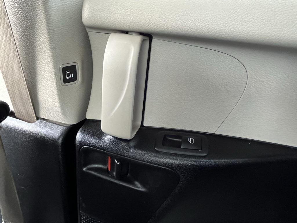 used 2023 Chrysler Pacifica car, priced at $23,760