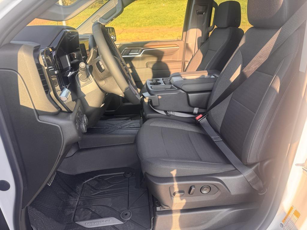new 2026 Chevrolet Silverado 1500 car, priced at $53,621