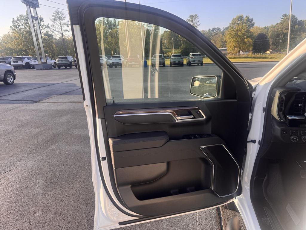 new 2026 Chevrolet Silverado 1500 car, priced at $53,621