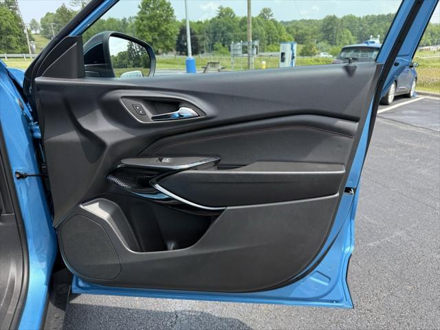 new 2025 Chevrolet Trax car, priced at $28,879