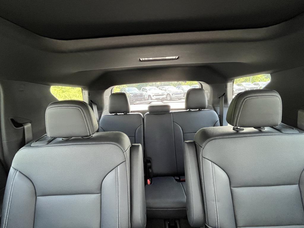 new 2026 Chevrolet Traverse car, priced at $47,807