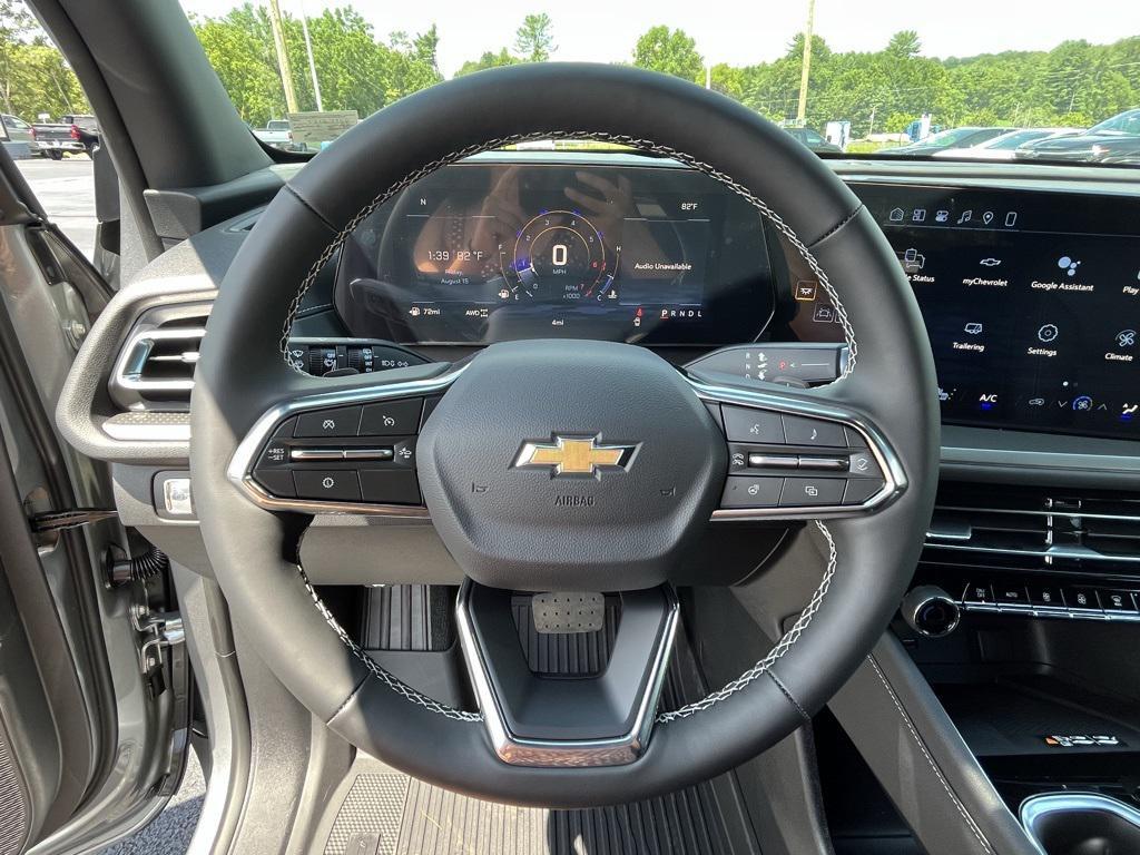 new 2026 Chevrolet Traverse car, priced at $47,807
