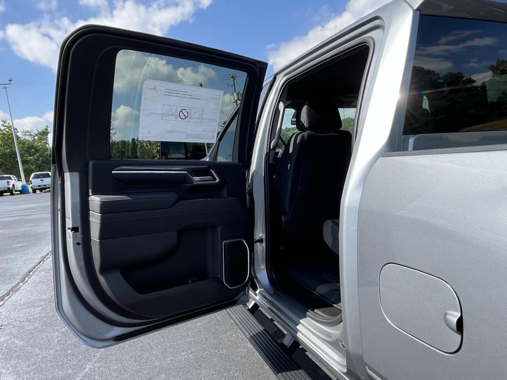 new 2025 Chevrolet Silverado 2500 car, priced at $66,383