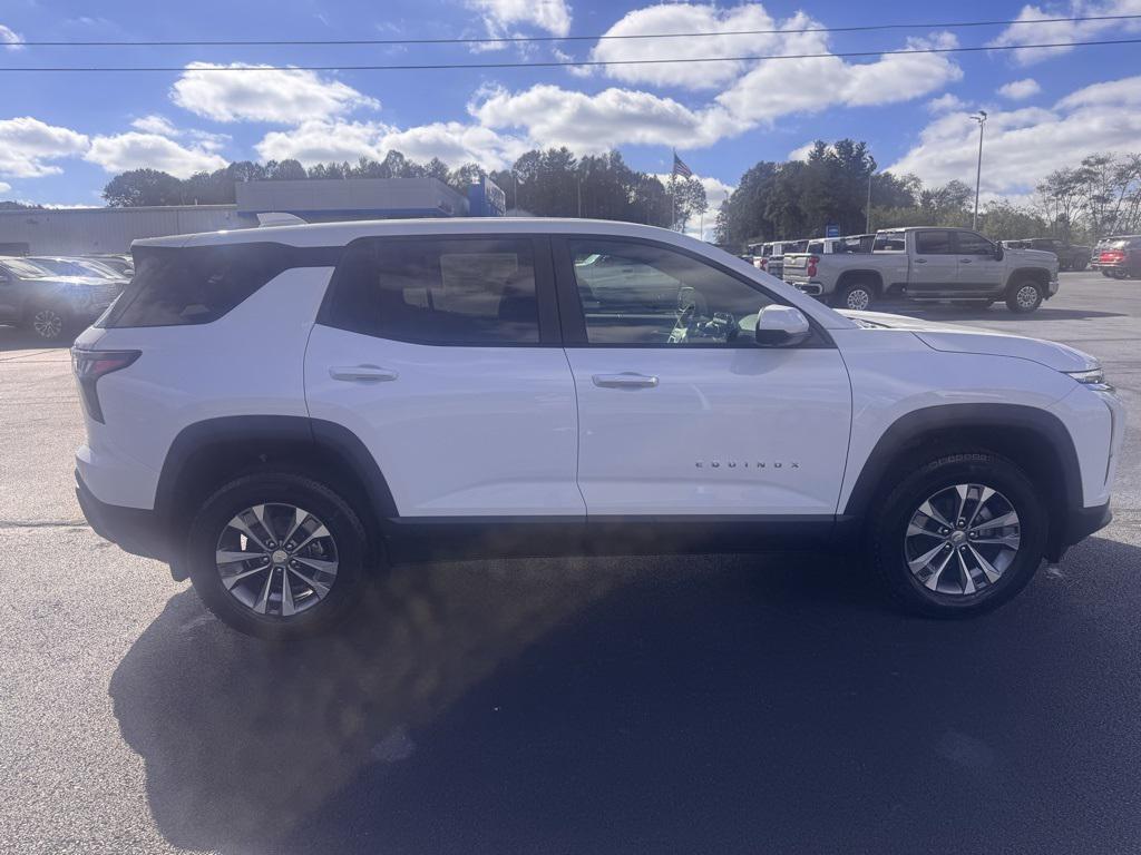 new 2026 Chevrolet Equinox car, priced at $34,703