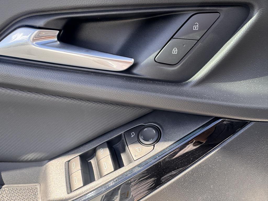 new 2026 Chevrolet Equinox car, priced at $34,703