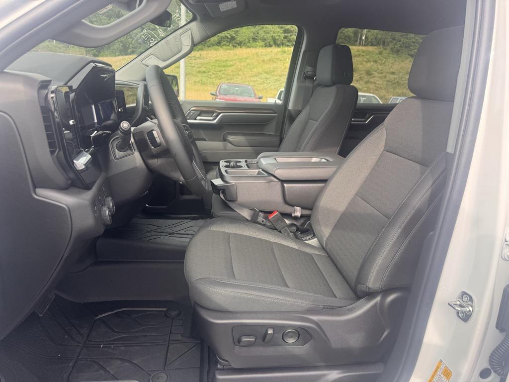 new 2025 Chevrolet Silverado 1500 car, priced at $57,212