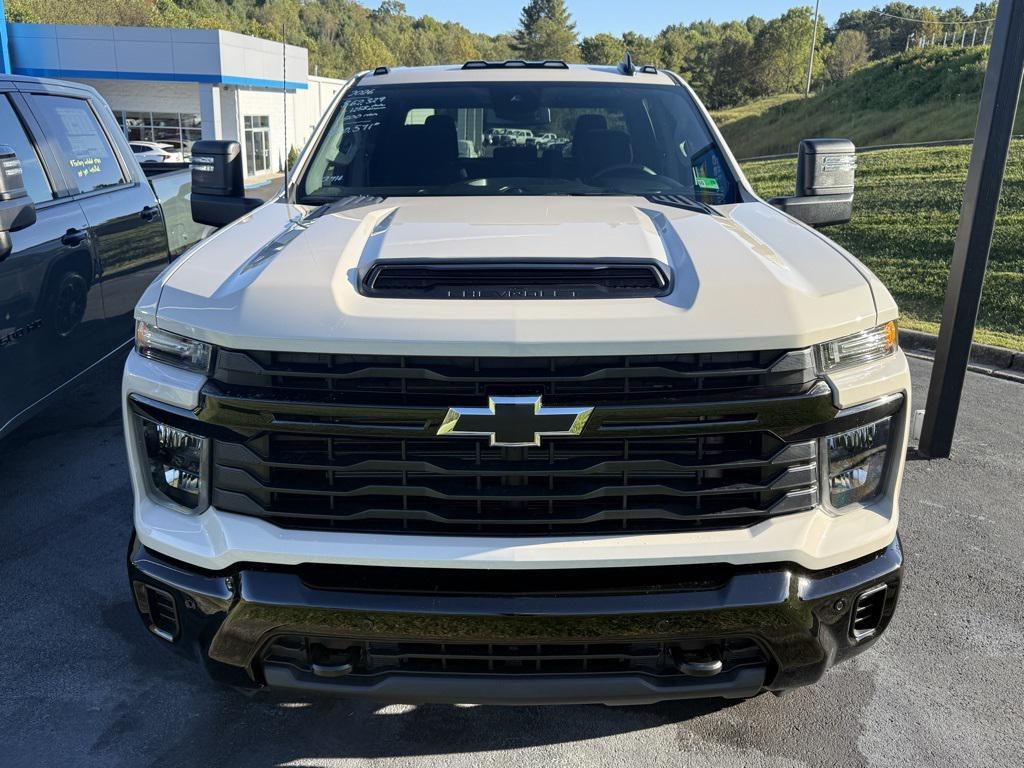 new 2026 Chevrolet Silverado 2500 car, priced at $61,071