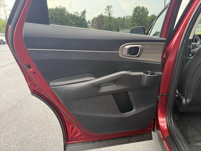 used 2023 Kia Sorento car, priced at $32,747