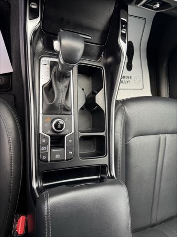 used 2023 Kia Sorento car, priced at $32,747