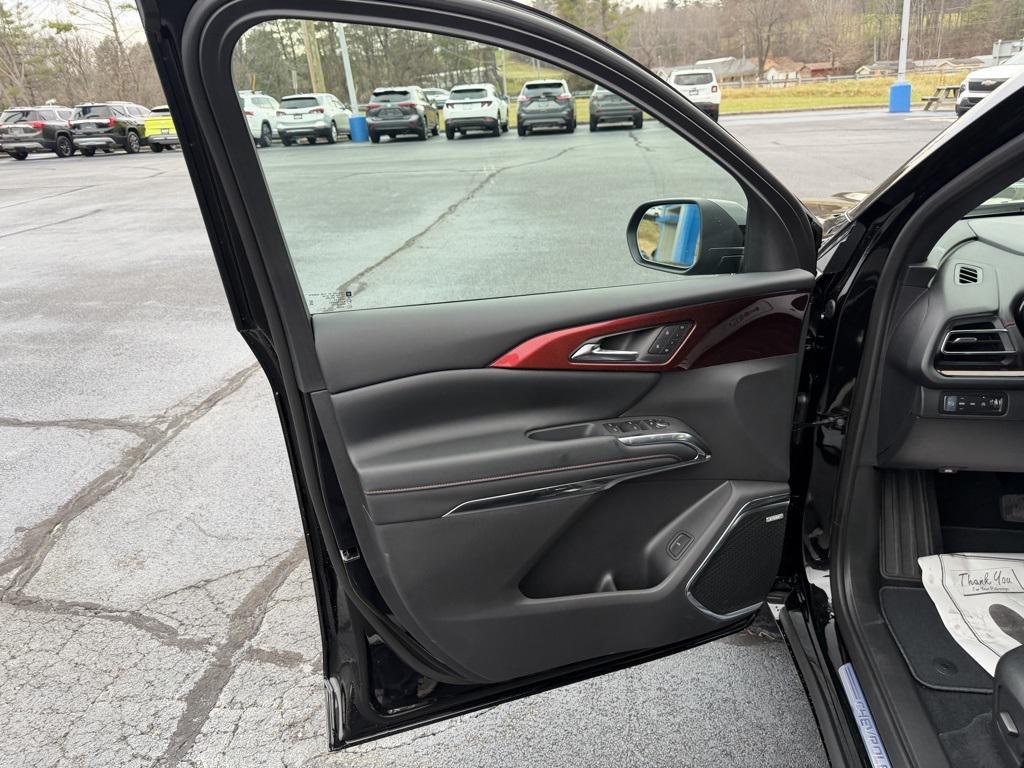 new 2026 Chevrolet Traverse car, priced at $60,832