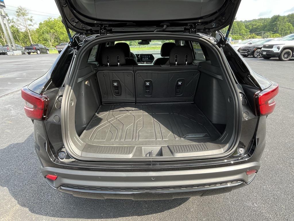 new 2025 Chevrolet Trax car, priced at $25,234