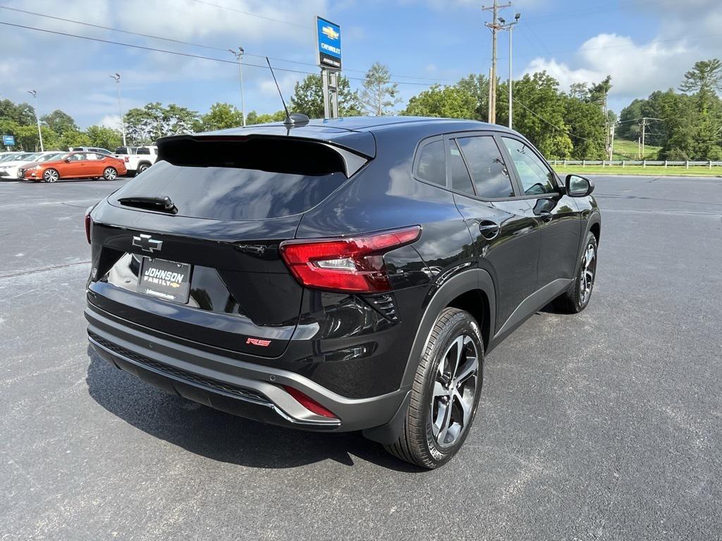 new 2025 Chevrolet Trax car, priced at $25,234