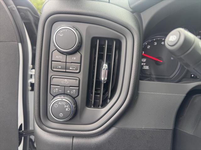 new 2025 Chevrolet Silverado 1500 car, priced at $51,332