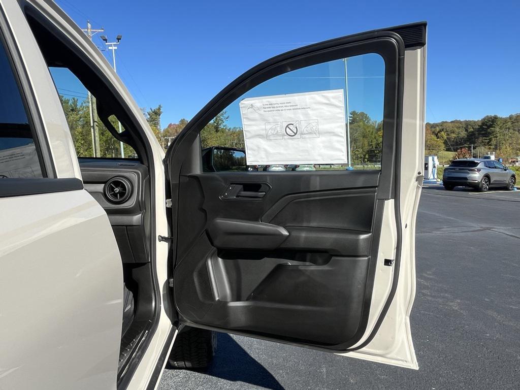 new 2026 Chevrolet Colorado car, priced at $47,196